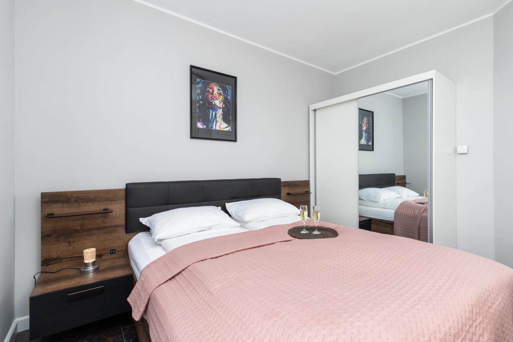 Apartamenty Nadbrzezna 250 M Do Plazy By Noclegi Renters Gąski 外观 照片